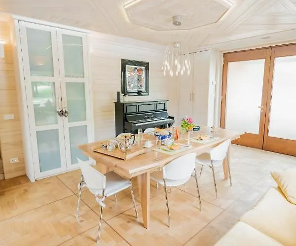 Luna 住宿加早餐酒店 3*